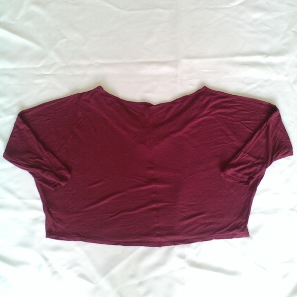 Oversize Burgundy Bead Embellished Scoop Crop Top Boat Neckline Batwing Pretty - Picture 2 of 5